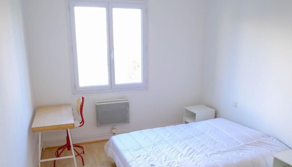 Photo of Bedroom in Saint-Pierre