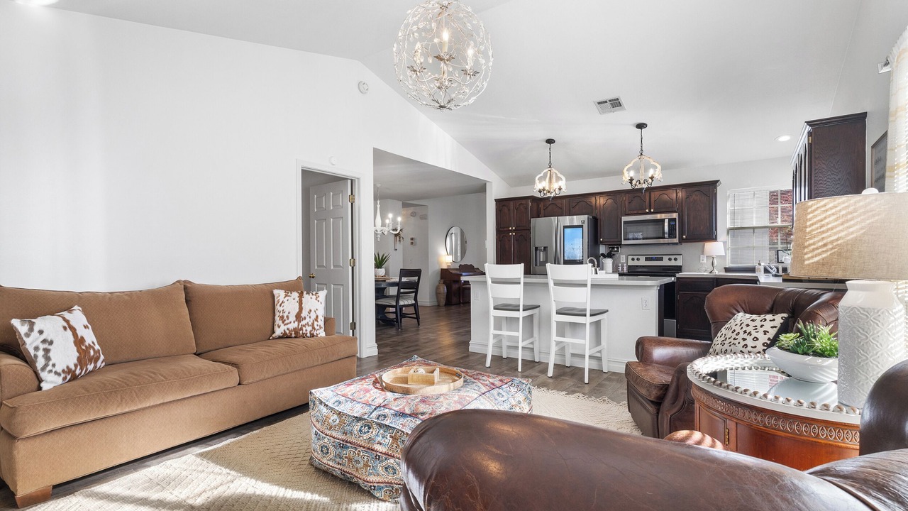 Photo of Livingroom in South Tulsa