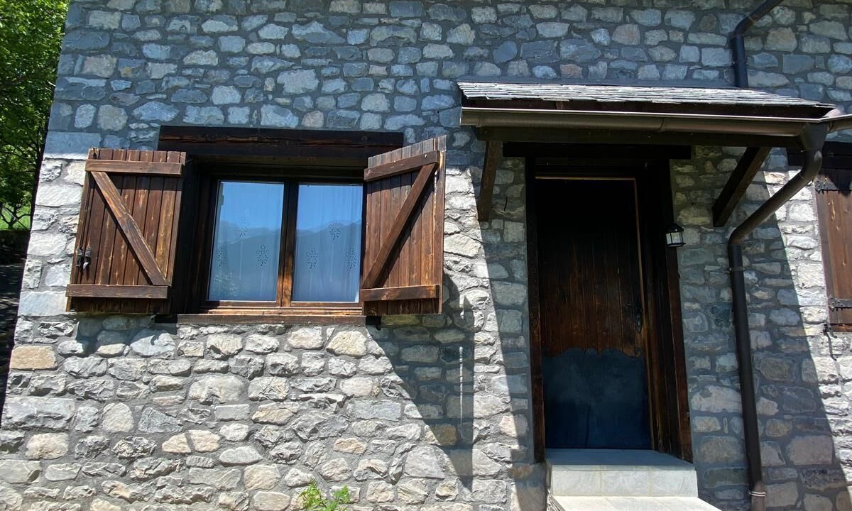 Photo of Outdoor in Sin