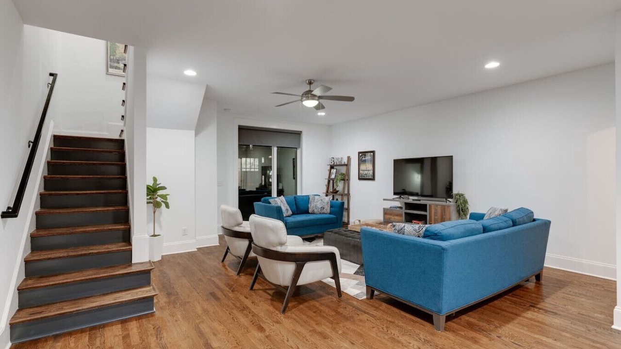 Photo of Livingroom in Eighth Avenue