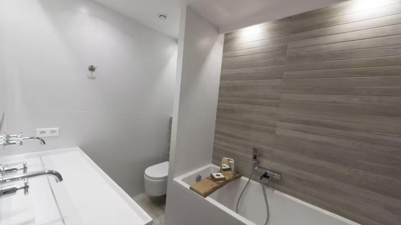 Photo of Bathroom in Arts-et-Metiers