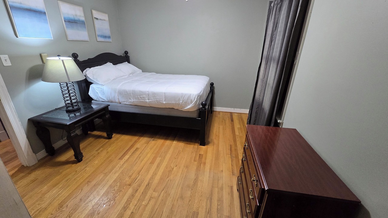 Photo of Bedroom in Mosby