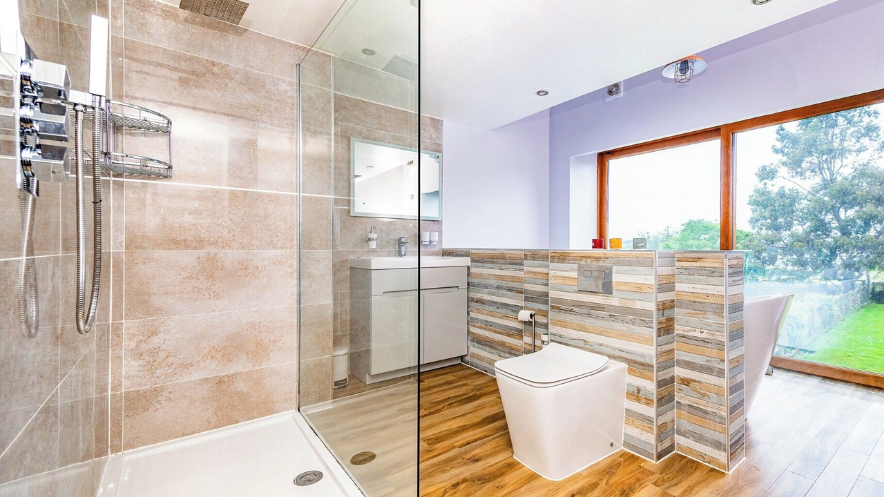 Photo of Bathroom in Penistone