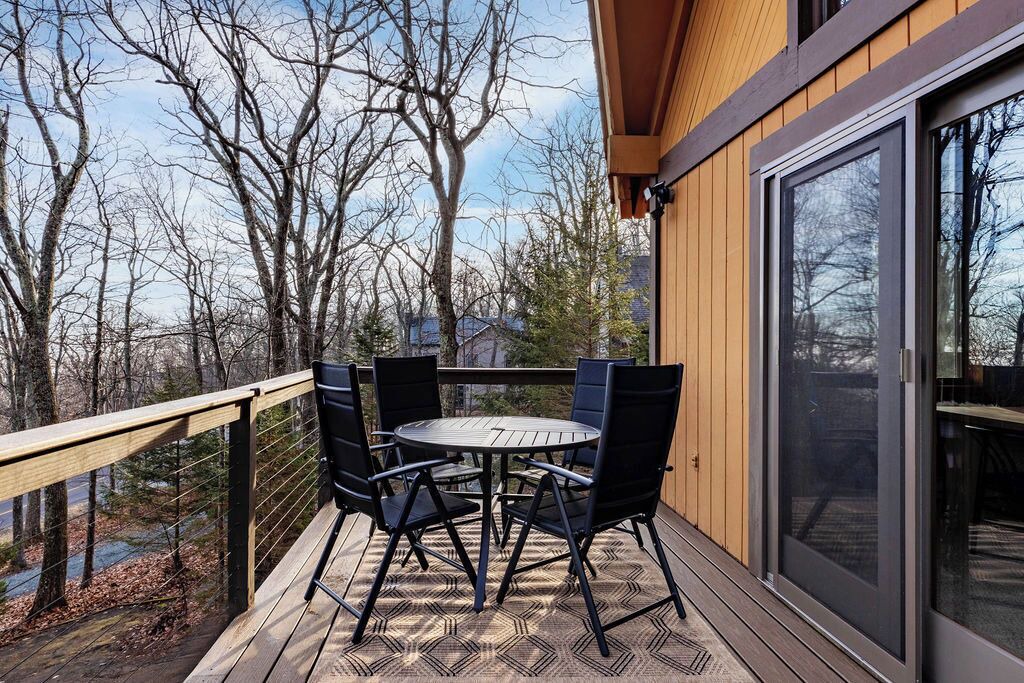 Photo of Outdoor in Treeloft