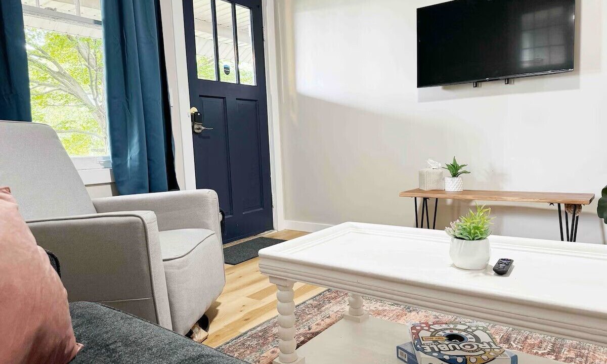 Photo of Livingroom in Evansville