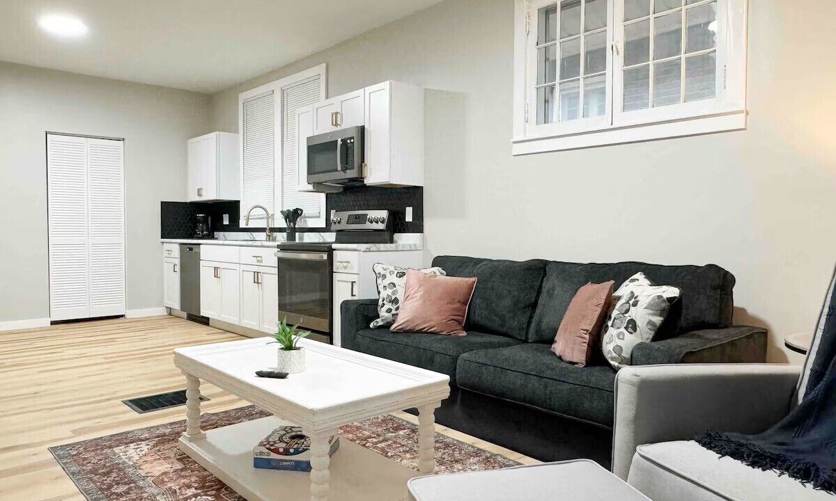 Photo of Livingroom in Evansville