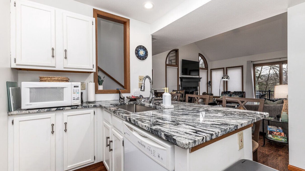 Photo of Kitchen in The Galena Territory