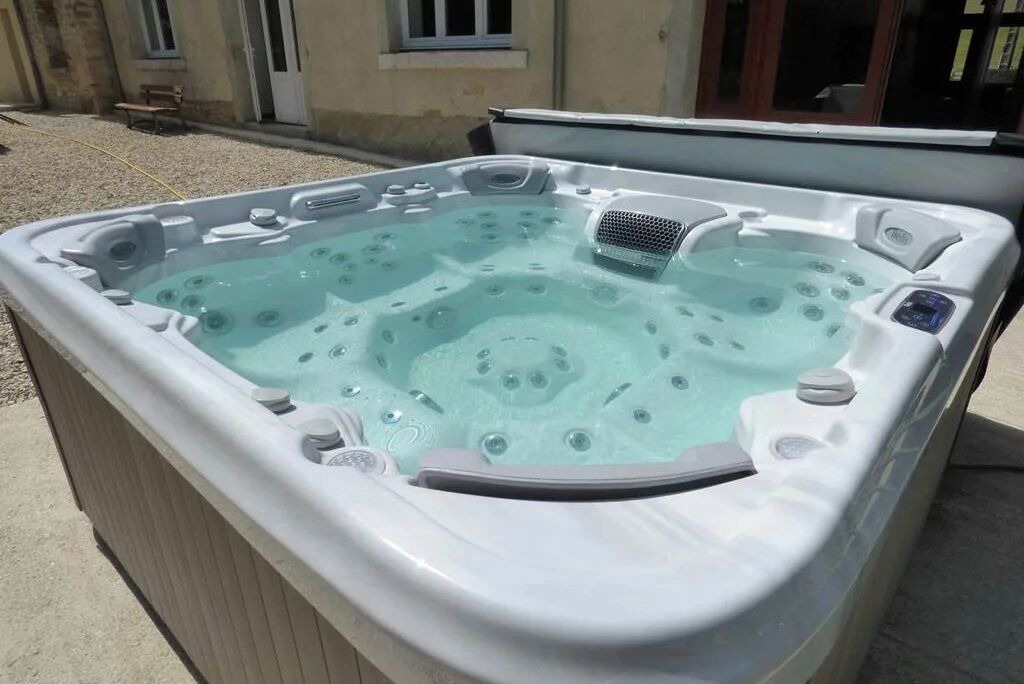 Photo of Outdoor in Nouart