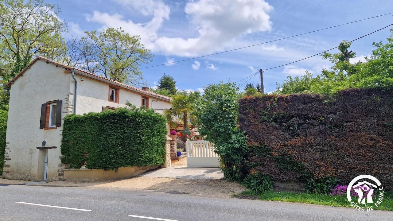 Photo of Outdoor in Almayrac