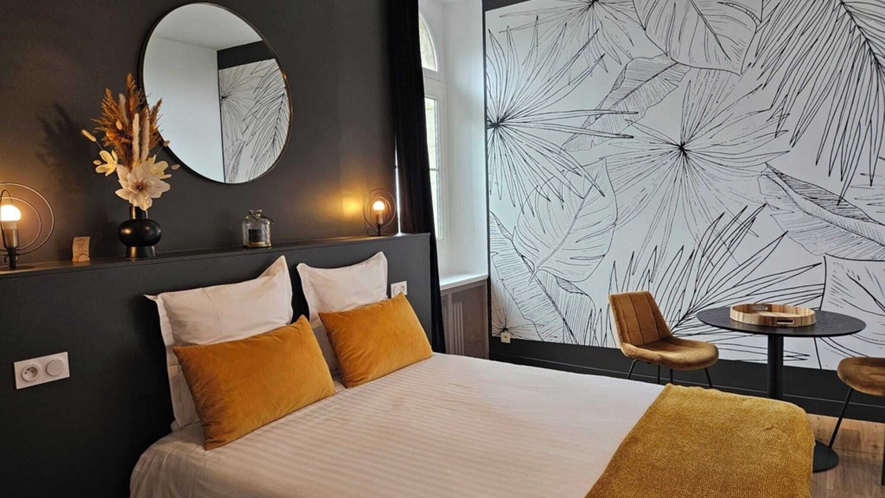 Photo of Bedroom in Brissac-Quince