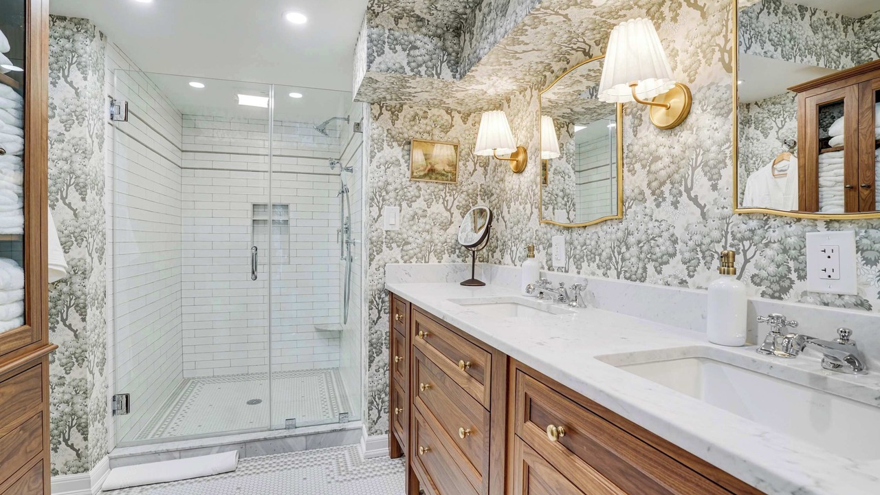 Photo of Bathroom in Old Town Alexandria