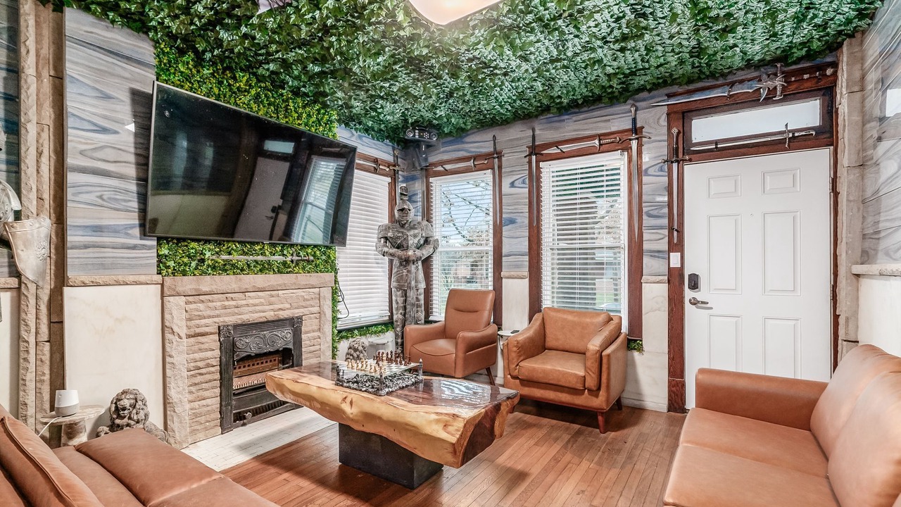 Photo of Livingroom in Old North Columbus