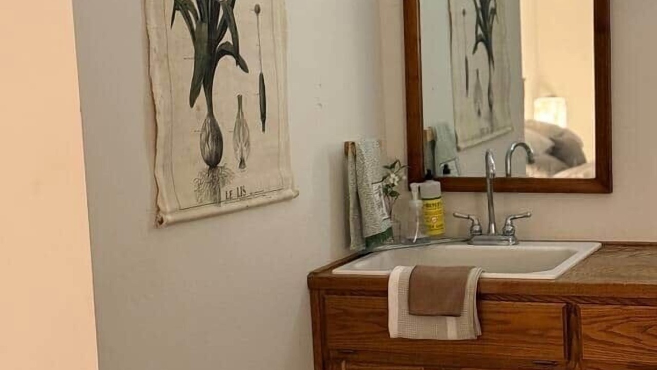 Photo of Bathroom in Circle D-KC Estates