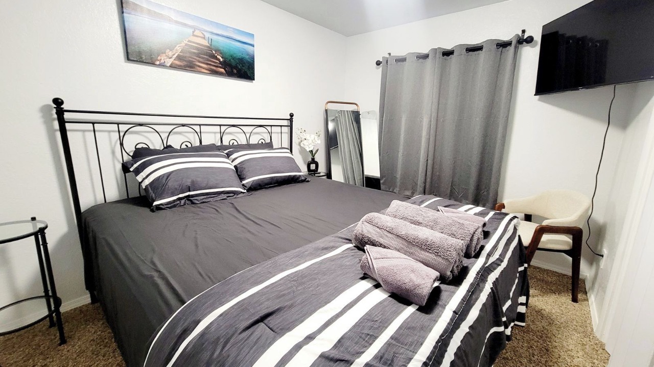 Photo of Bedroom in Oakhurst