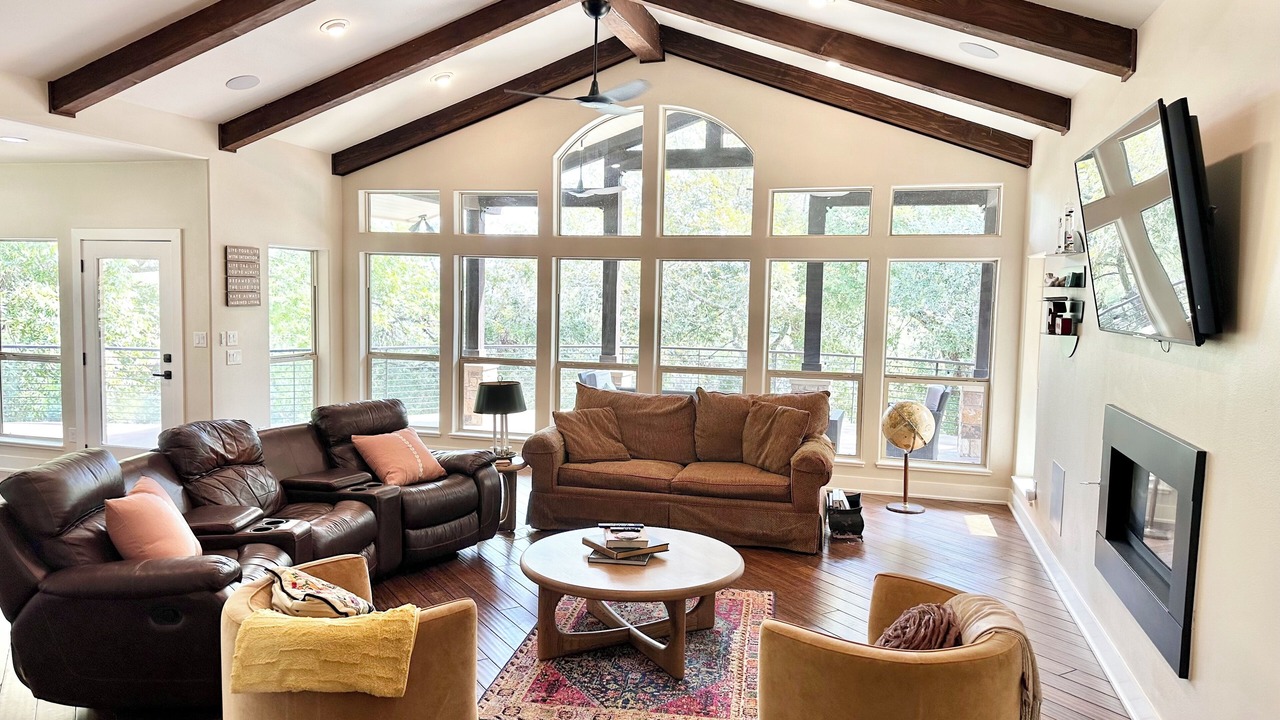 Photo of Livingroom in Seguin