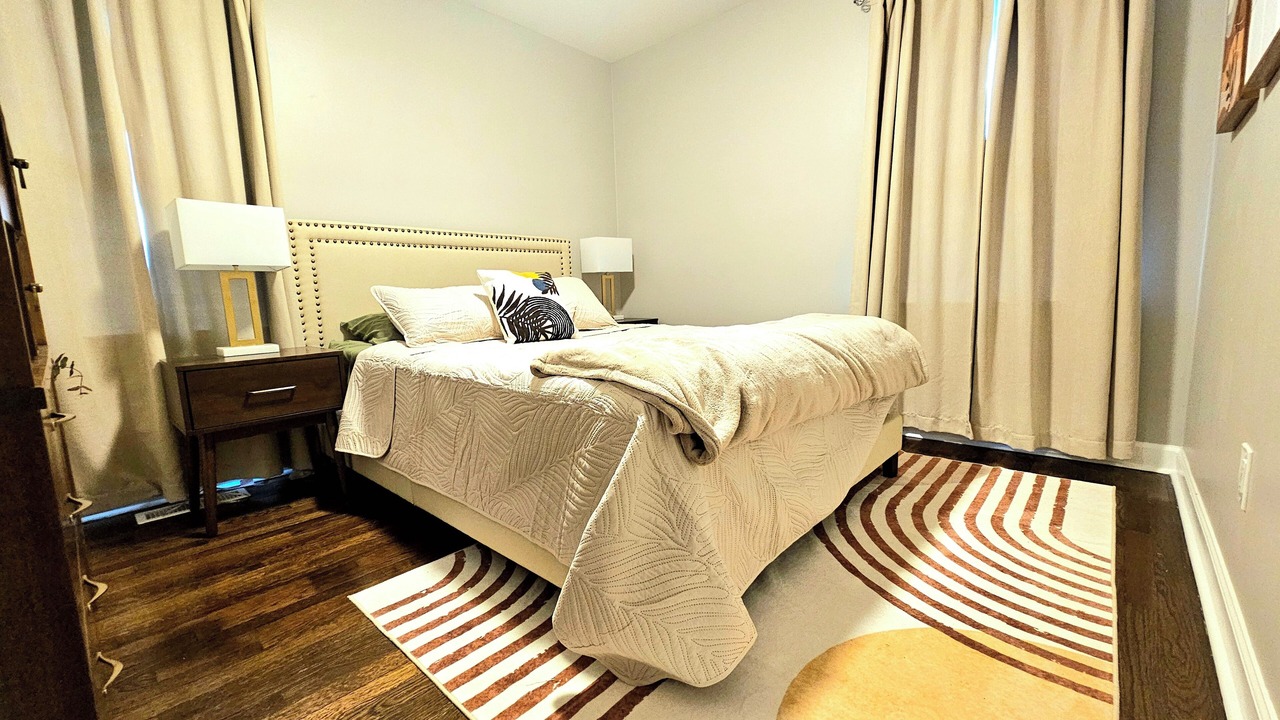Photo of Bedroom in Crown Point