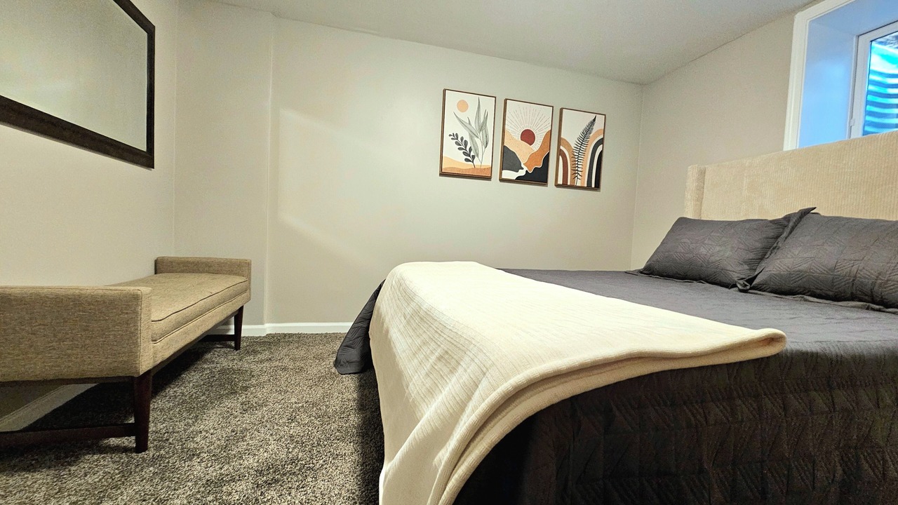 Photo of Bedroom in Crown Point
