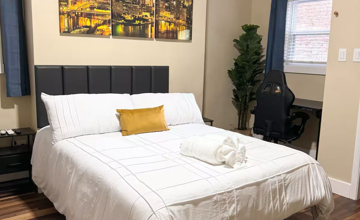 Photo of Bedroom in South Side Flats