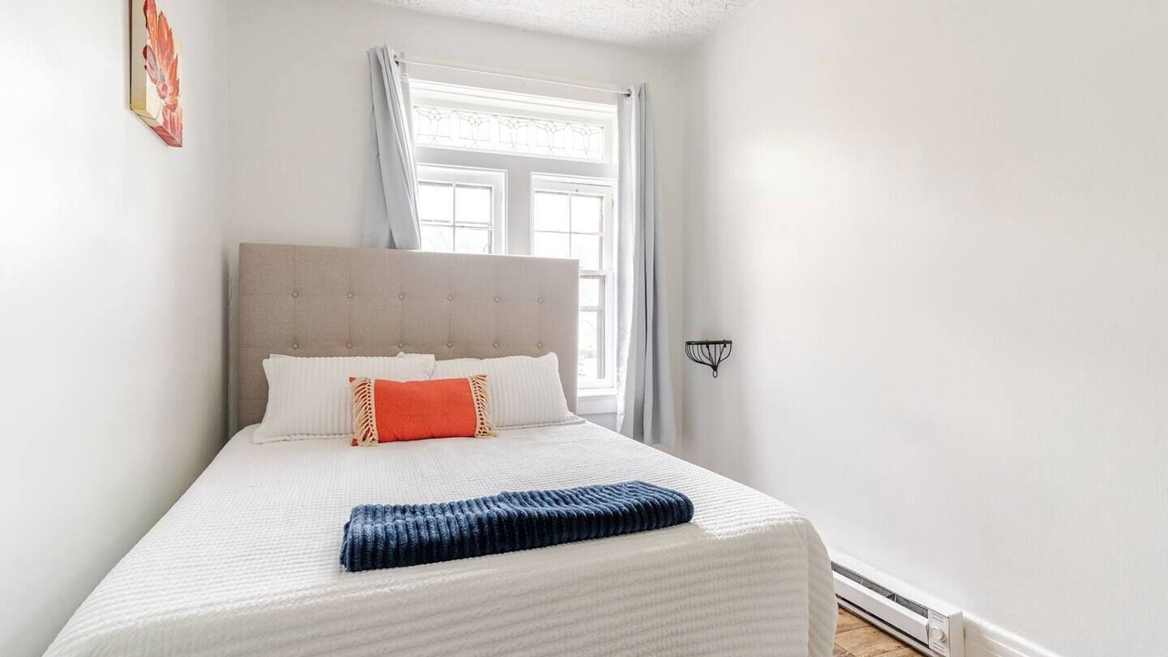 Photo of Bedroom in East Avenue