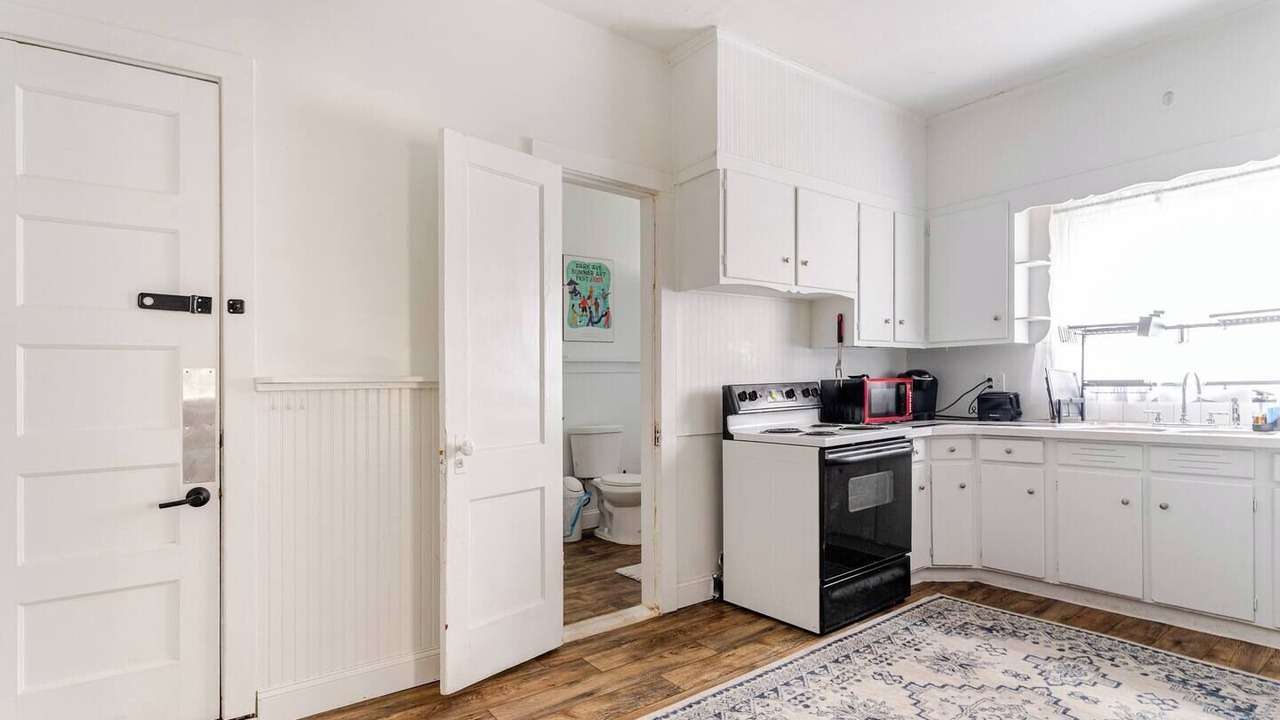 Photo of Kitchen in East Avenue