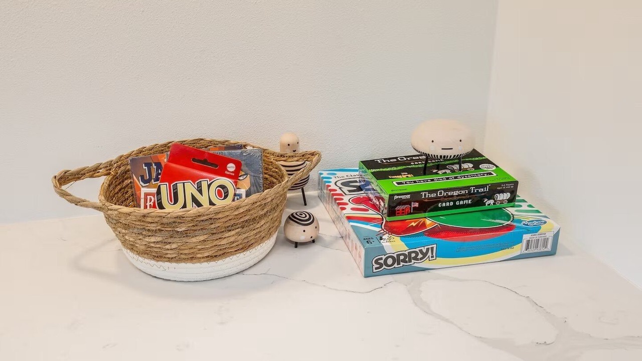 Photo of Others in Gold Bar