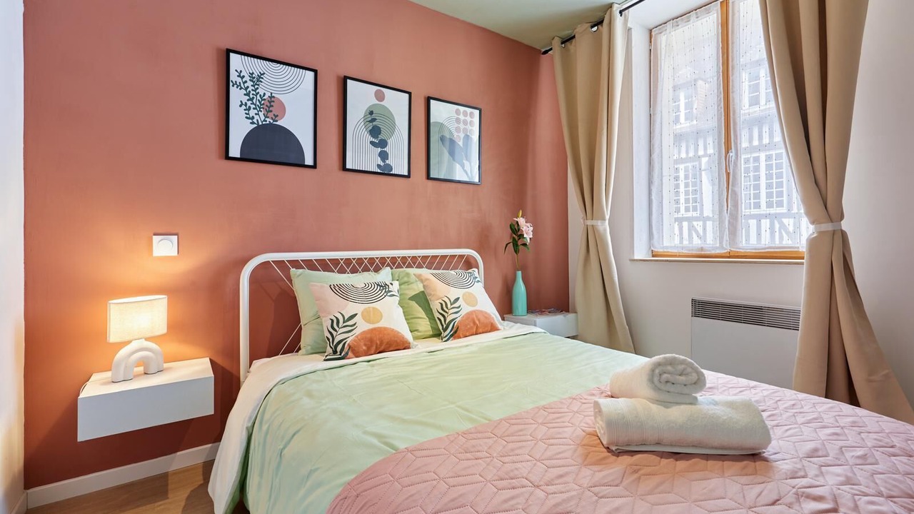 Photo of Bedroom in Pont-Audemer