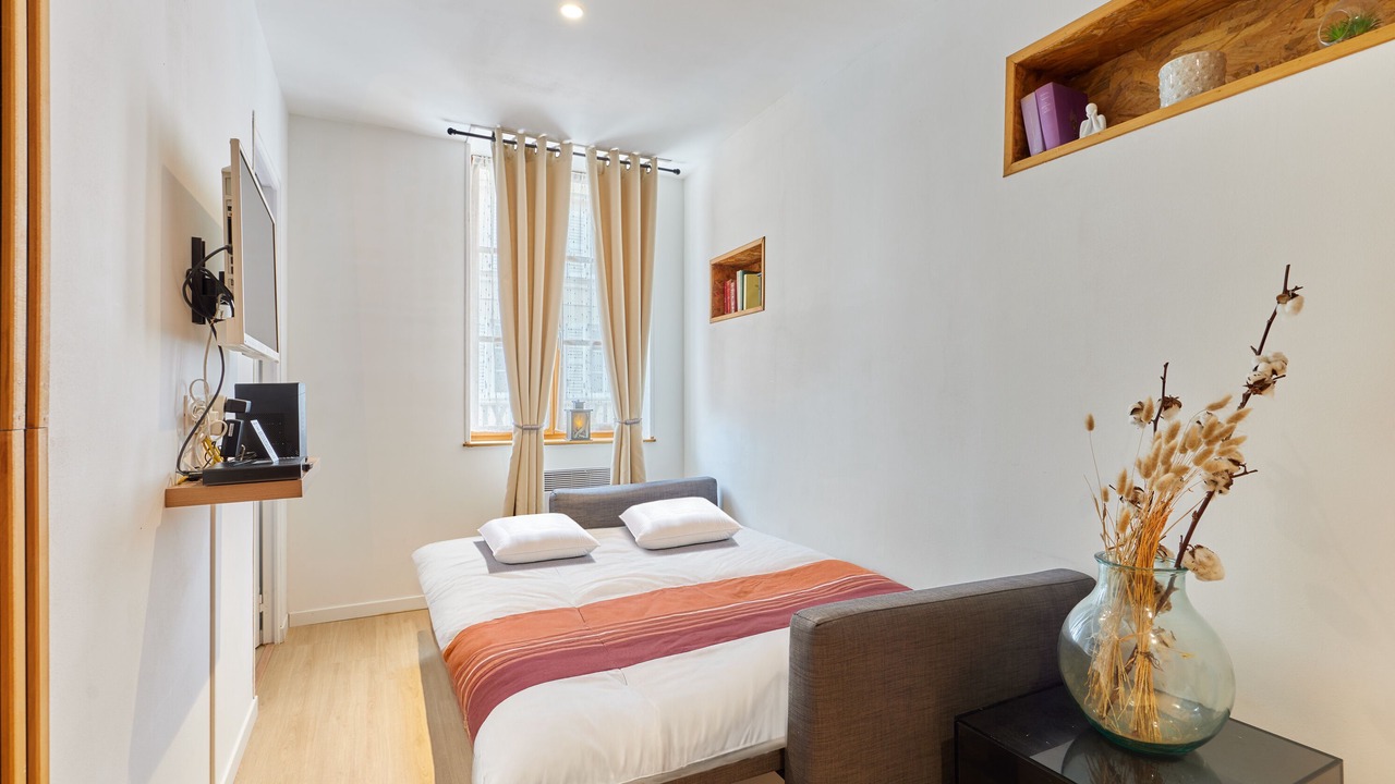 Photo of Bedroom in Pont-Audemer