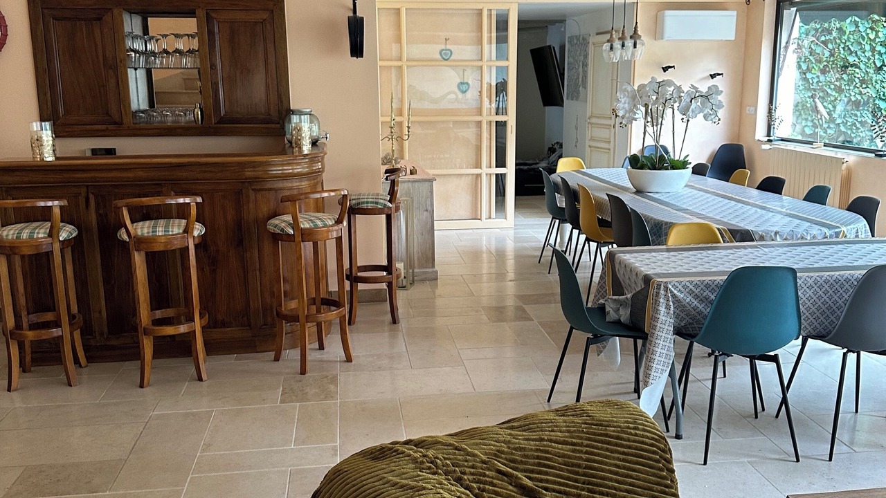 Photo of Others in Paron