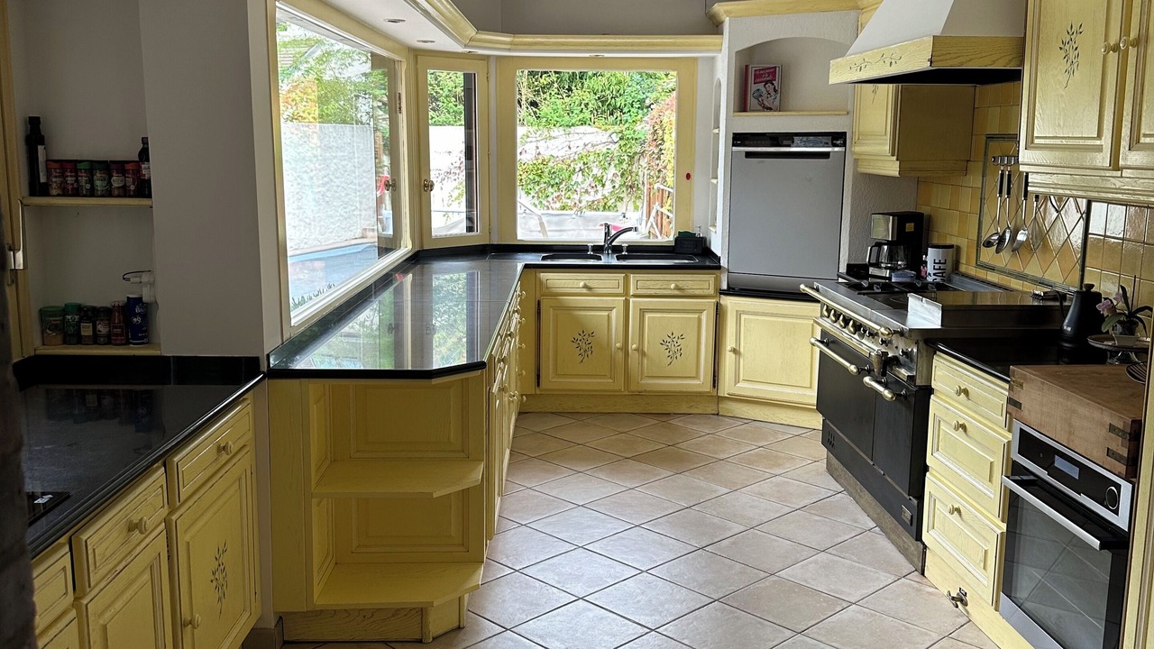 Photo of Kitchen in Paron