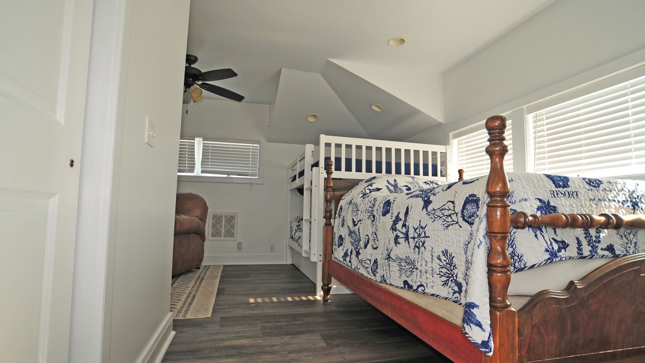 Photo of Others in Picketts Harbor