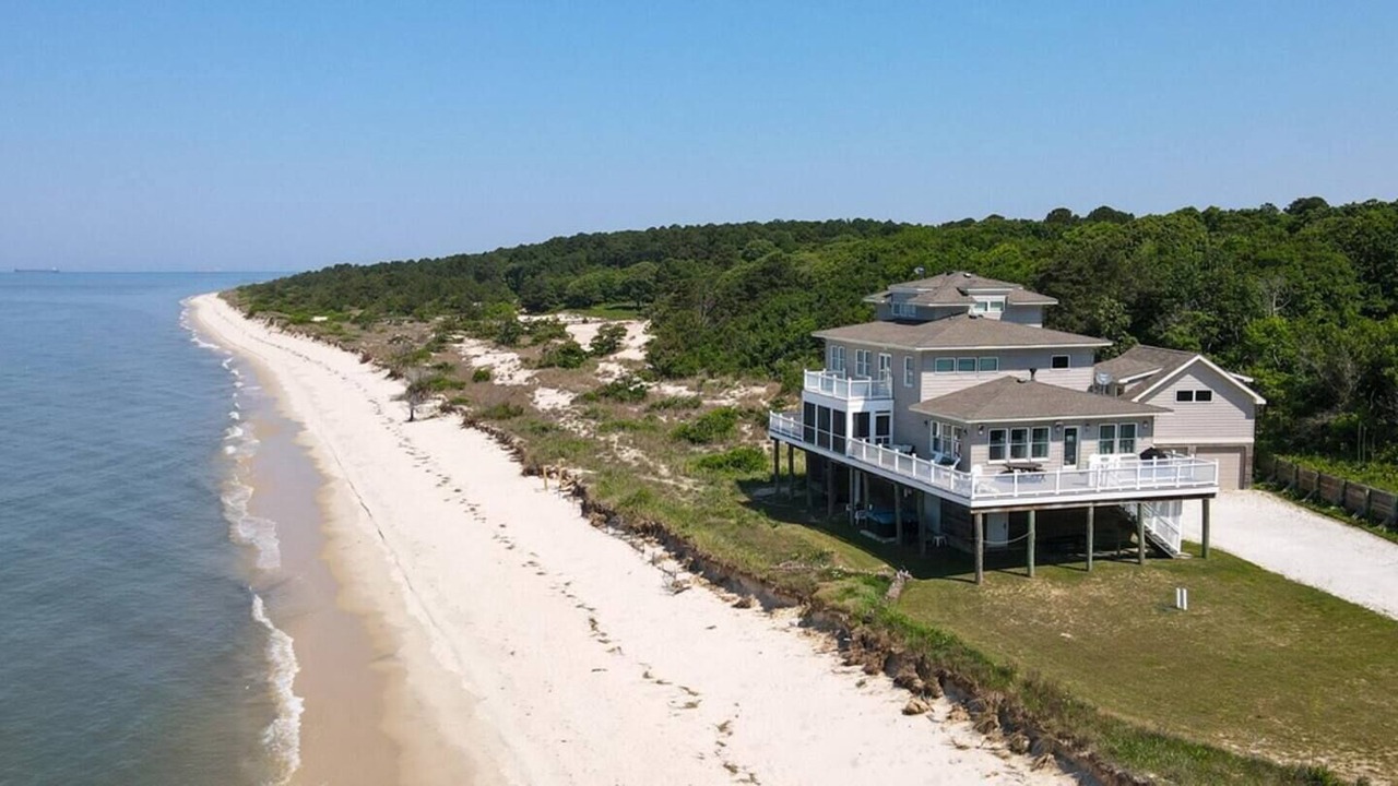 Photo of Others in Picketts Harbor