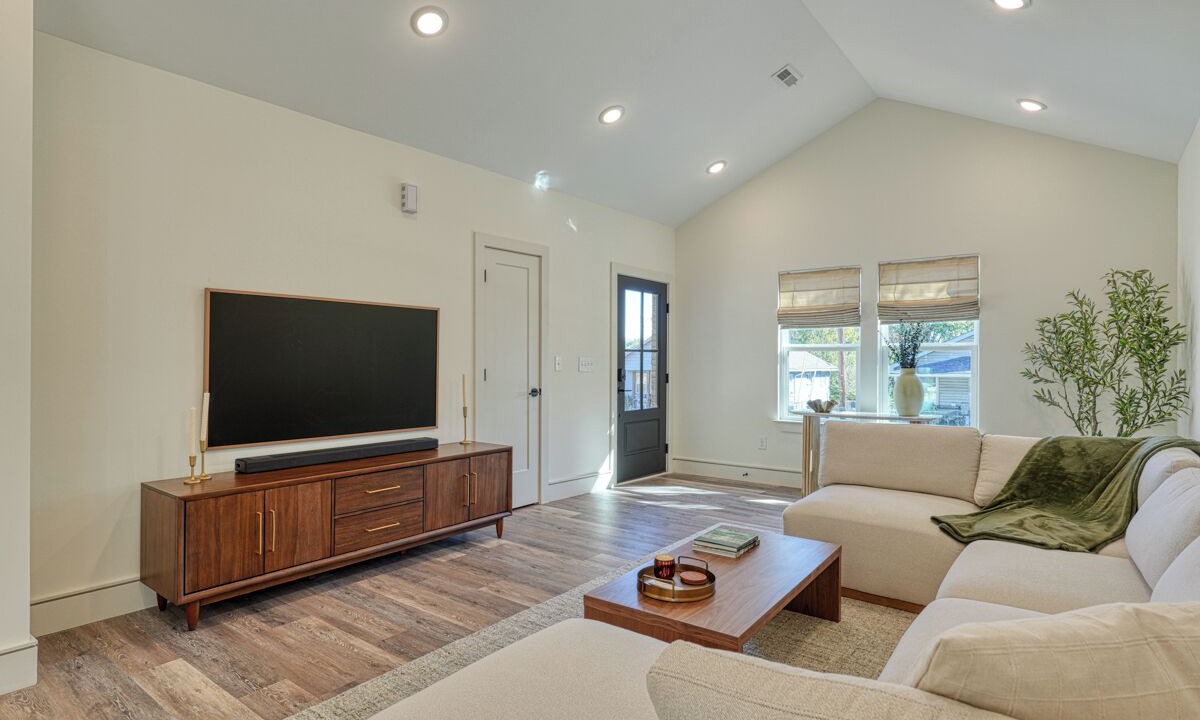 Photo of Livingroom in Dunean