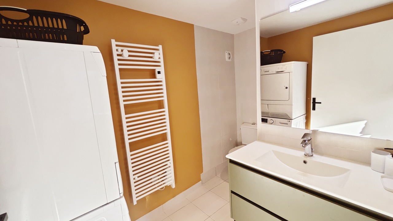 Photo of Bathroom in Saint-Pol-de-Leon