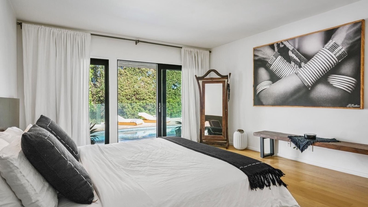 Photo of Bedroom in Beverly Hills