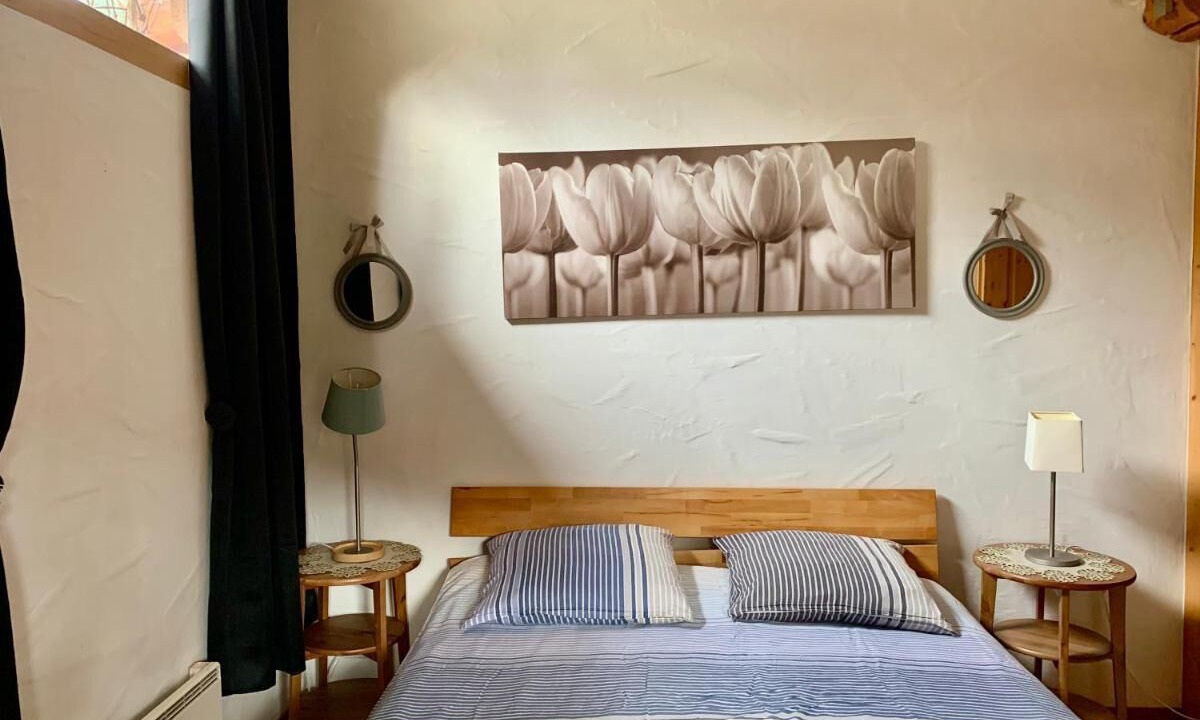 Photo of Bedroom in Chalais