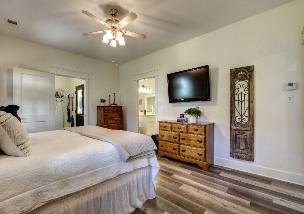 Photo of Bedroom in Hernando