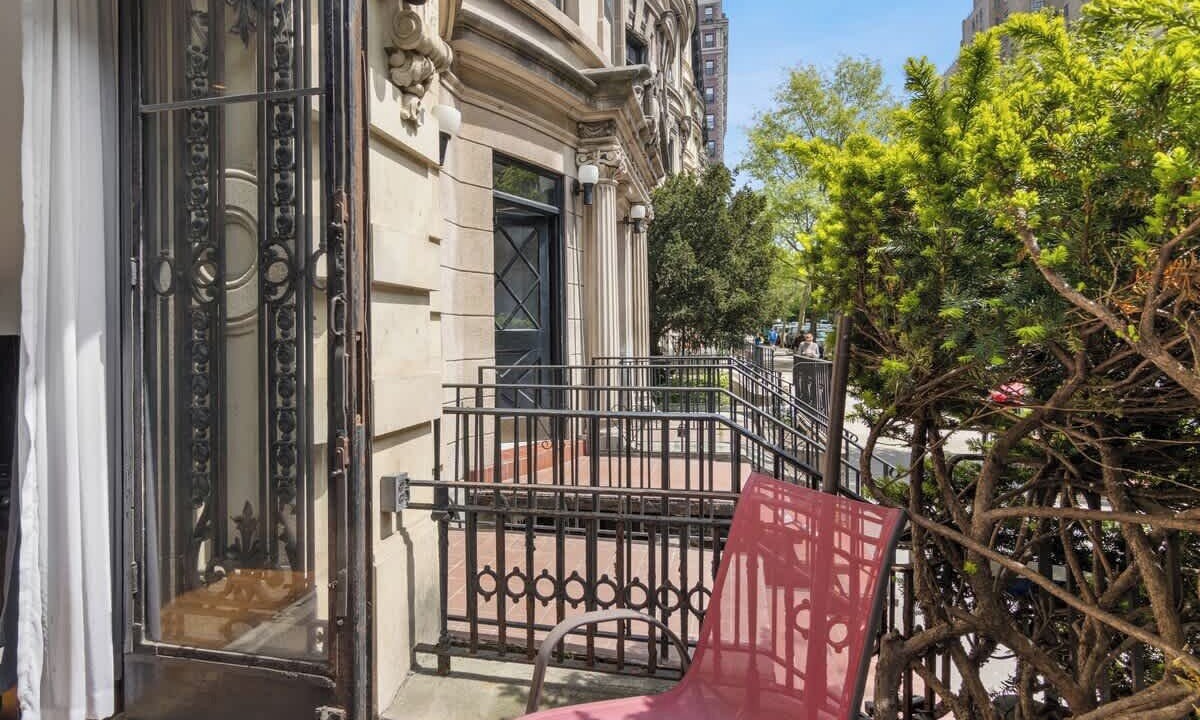 Photo of Outdoor in Central Park West