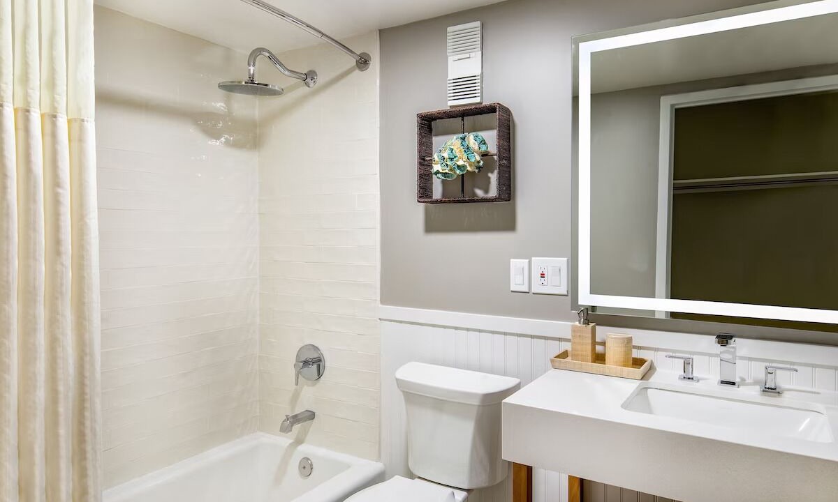 Photo of Bathroom in North Ocean City