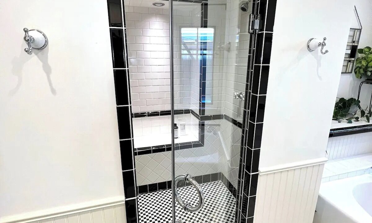 Photo of Bathroom in Central Oklahoma City