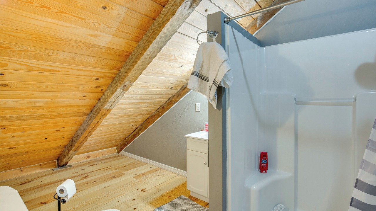 Photo of Bathroom in Grant