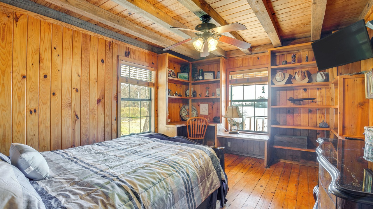 Photo of Bedroom in Grant