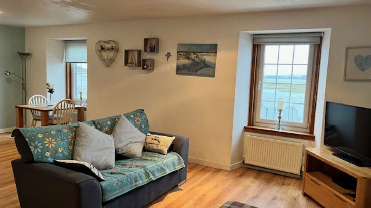 Photo of Livingroom in Irvine