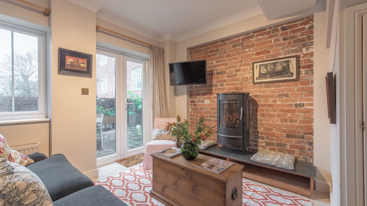 Photo of Livingroom in Devizes