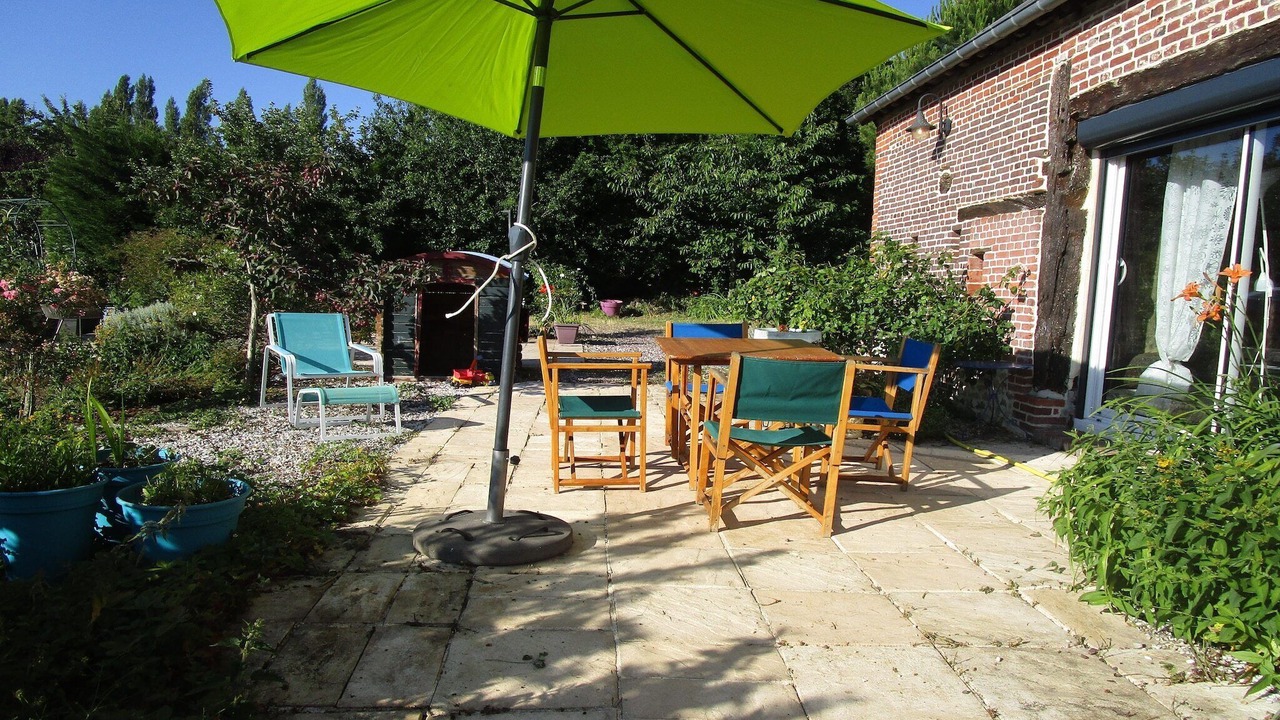 Photo of Patio Balcony in Courtonne-les-Deux-Eglises