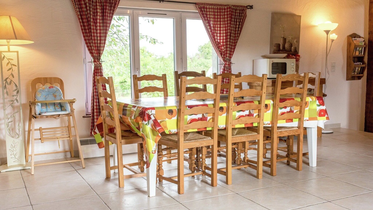 Photo of Livingroom in Courtonne-les-Deux-Eglises