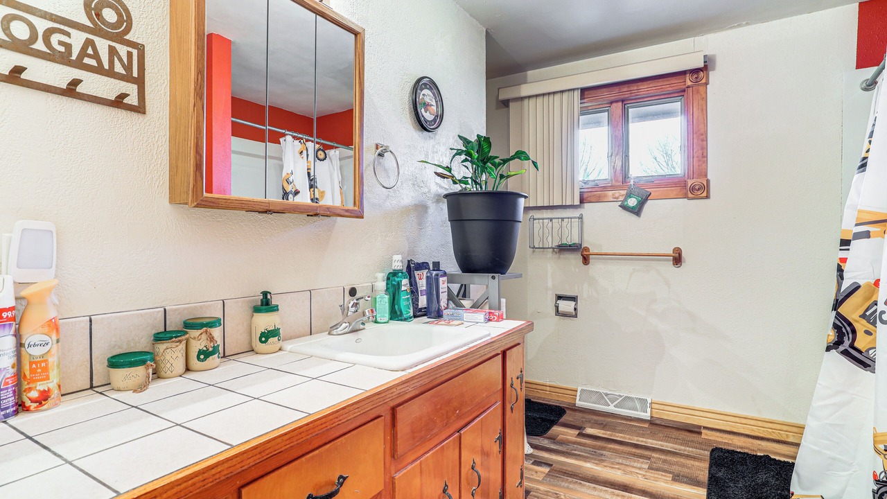 Photo of Bathroom in Scottsbluff