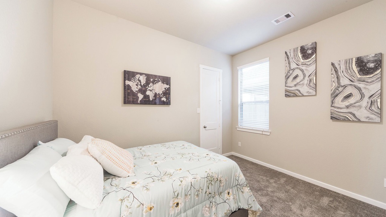 Photo of Bedroom in Sienna Plantation