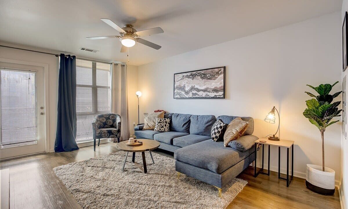 Photo of Livingroom in West Campus