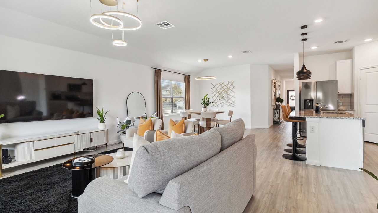 Photo of Livingroom in Converse