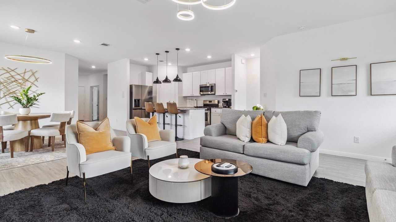 Photo of Livingroom in Converse